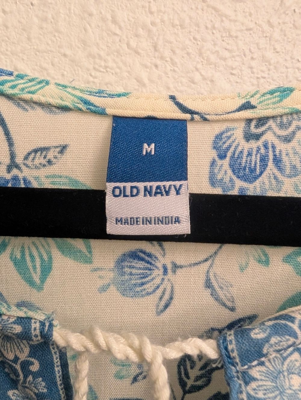 Old Navy Puff-Sleeve Printed Mini Swing Dress Medium Blue Blossoms - Picture 6 of 7